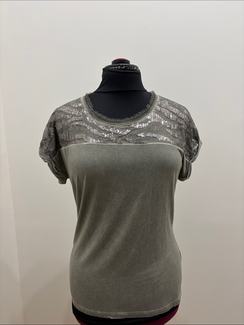 TUZZI Women's Olive Green Sequin Yoke Tee